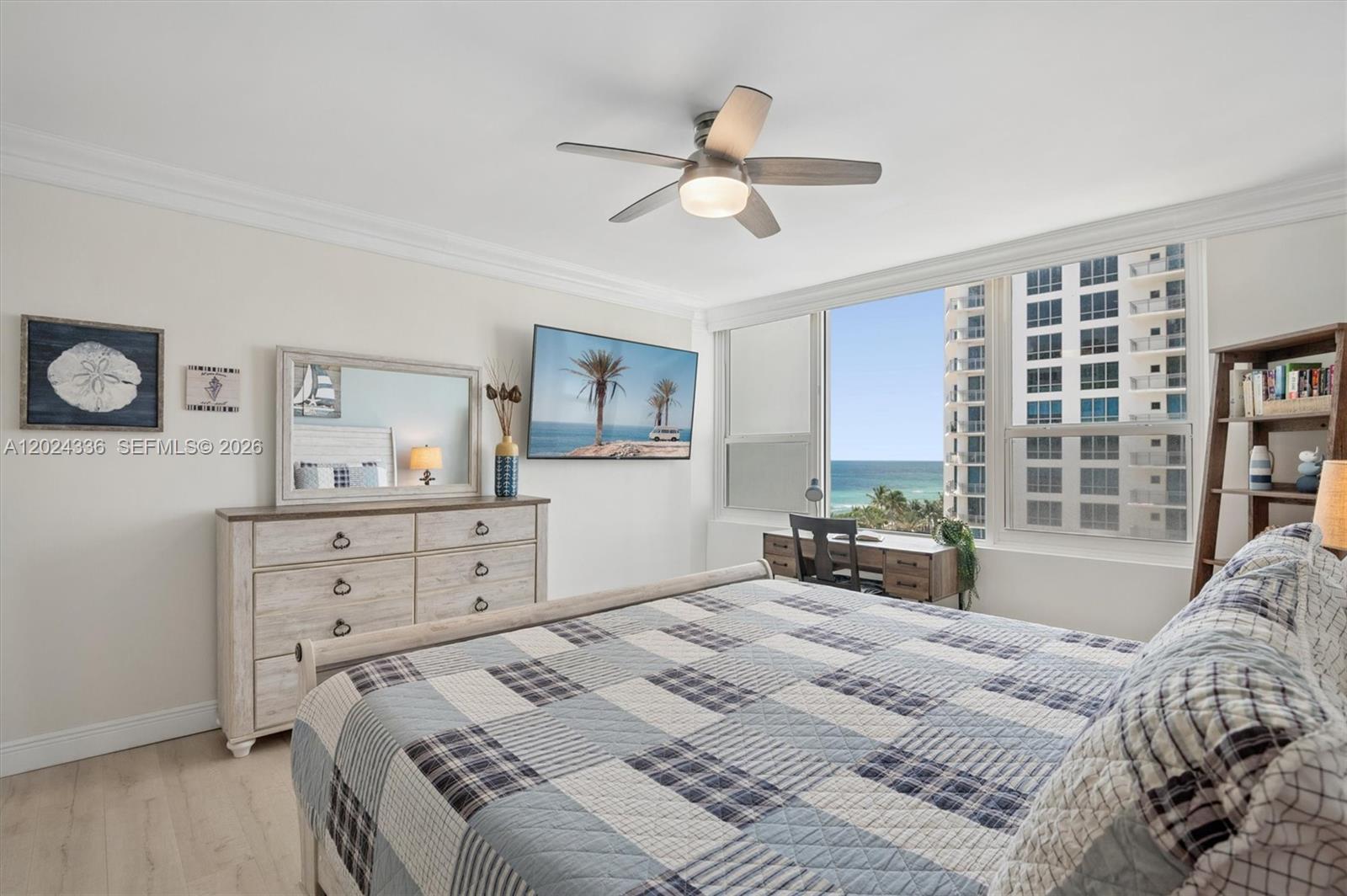 ALEXANDER TOWERS CONDO - Residential