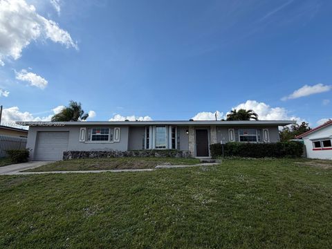 16130 SW 108th Ct Miami FL 33157