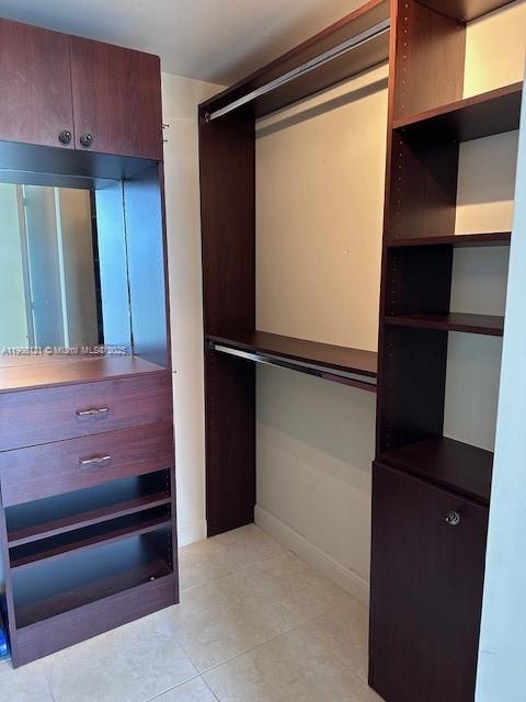 LATITUDE ON THE RIVER CON - Residential