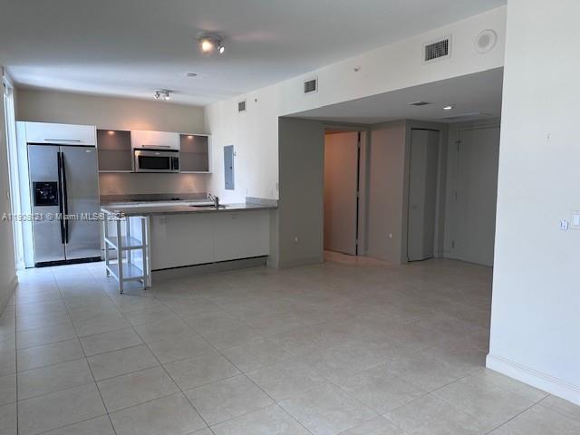 LATITUDE ON THE RIVER CON - Residential