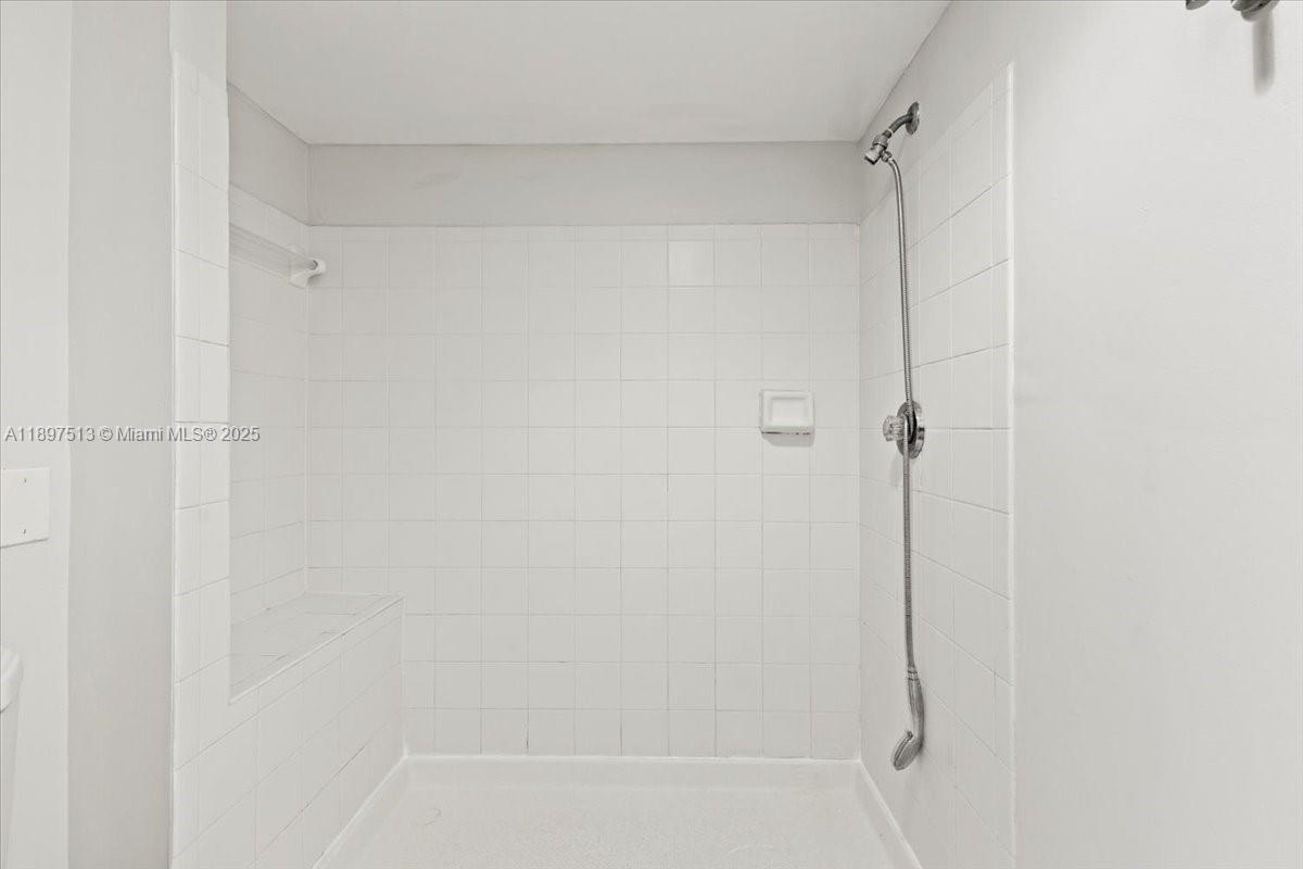 CLUB CARIBE CONDO - Residential Lease