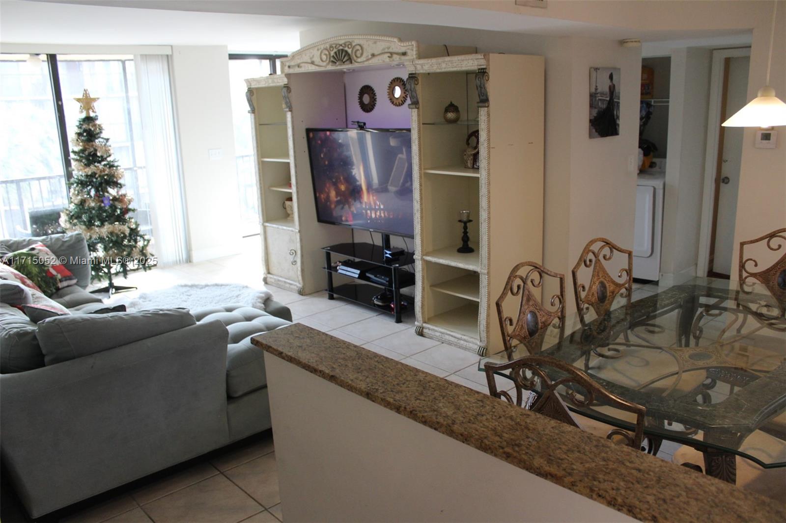 BLUE LAKE APTS CONDO - Residential