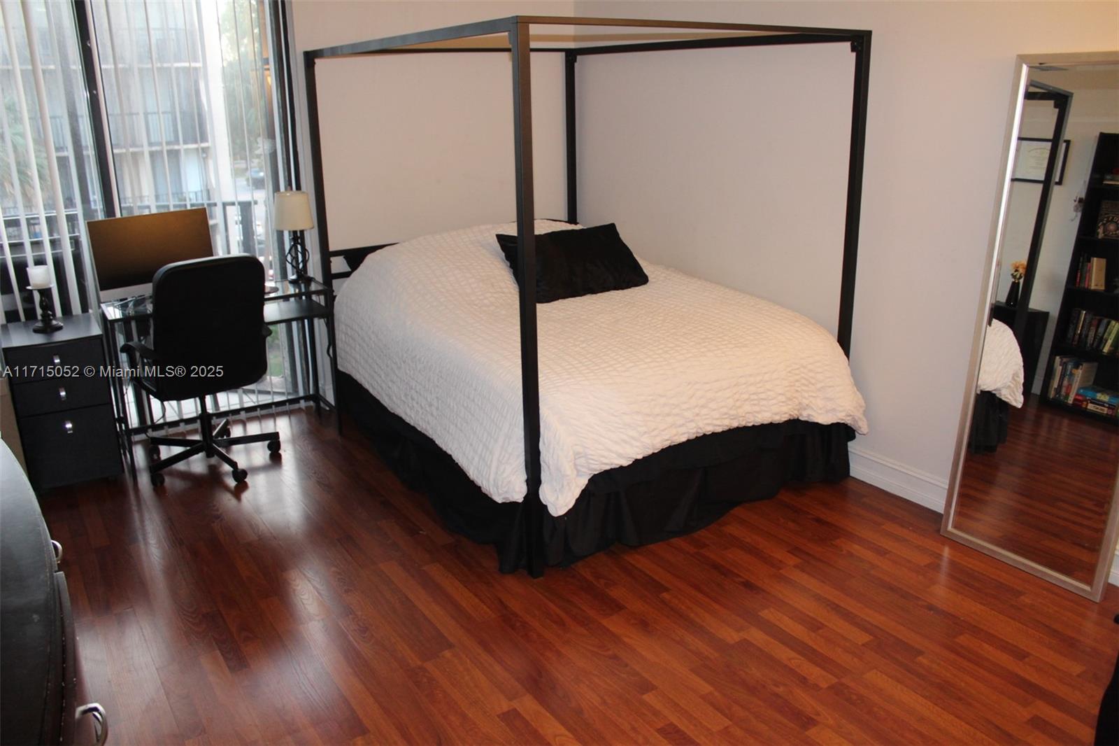 BLUE LAKE APTS CONDO - Residential