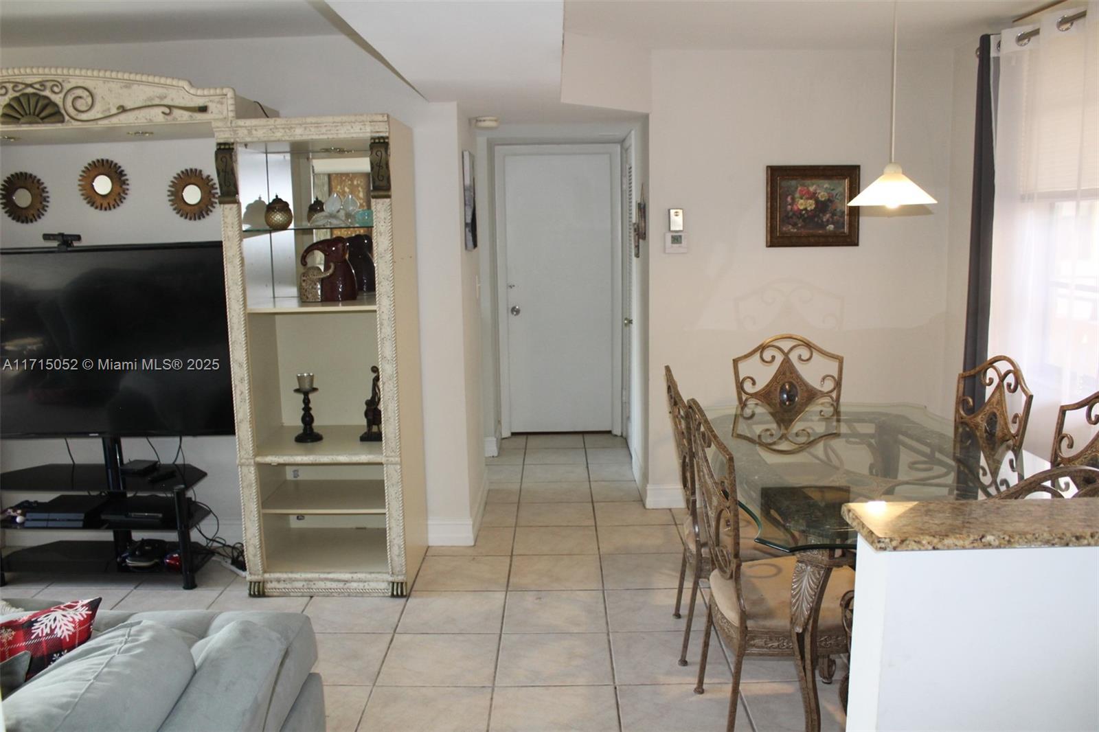 BLUE LAKE APTS CONDO - Residential