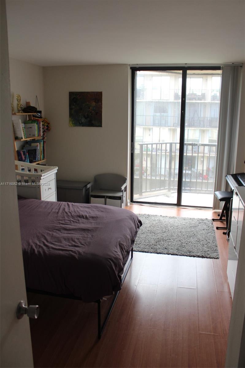BLUE LAKE APTS CONDO - Residential