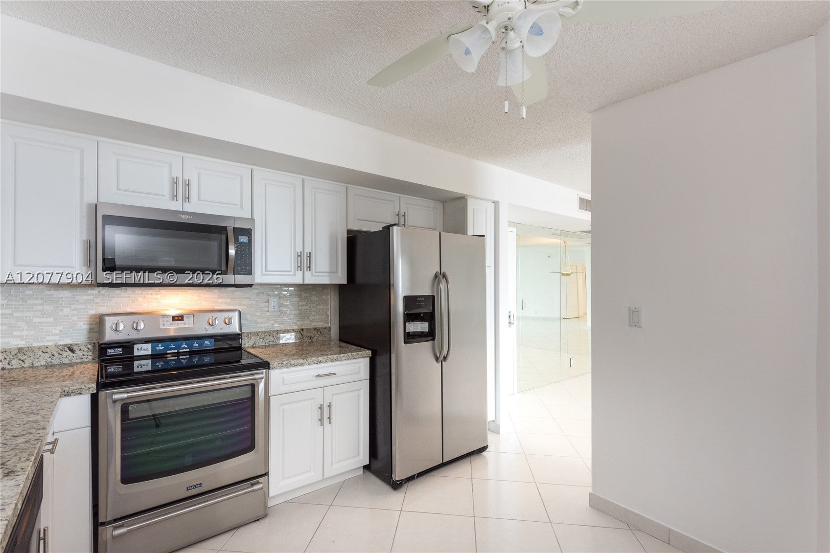 3500 MYSTIC POINTE DR 2202