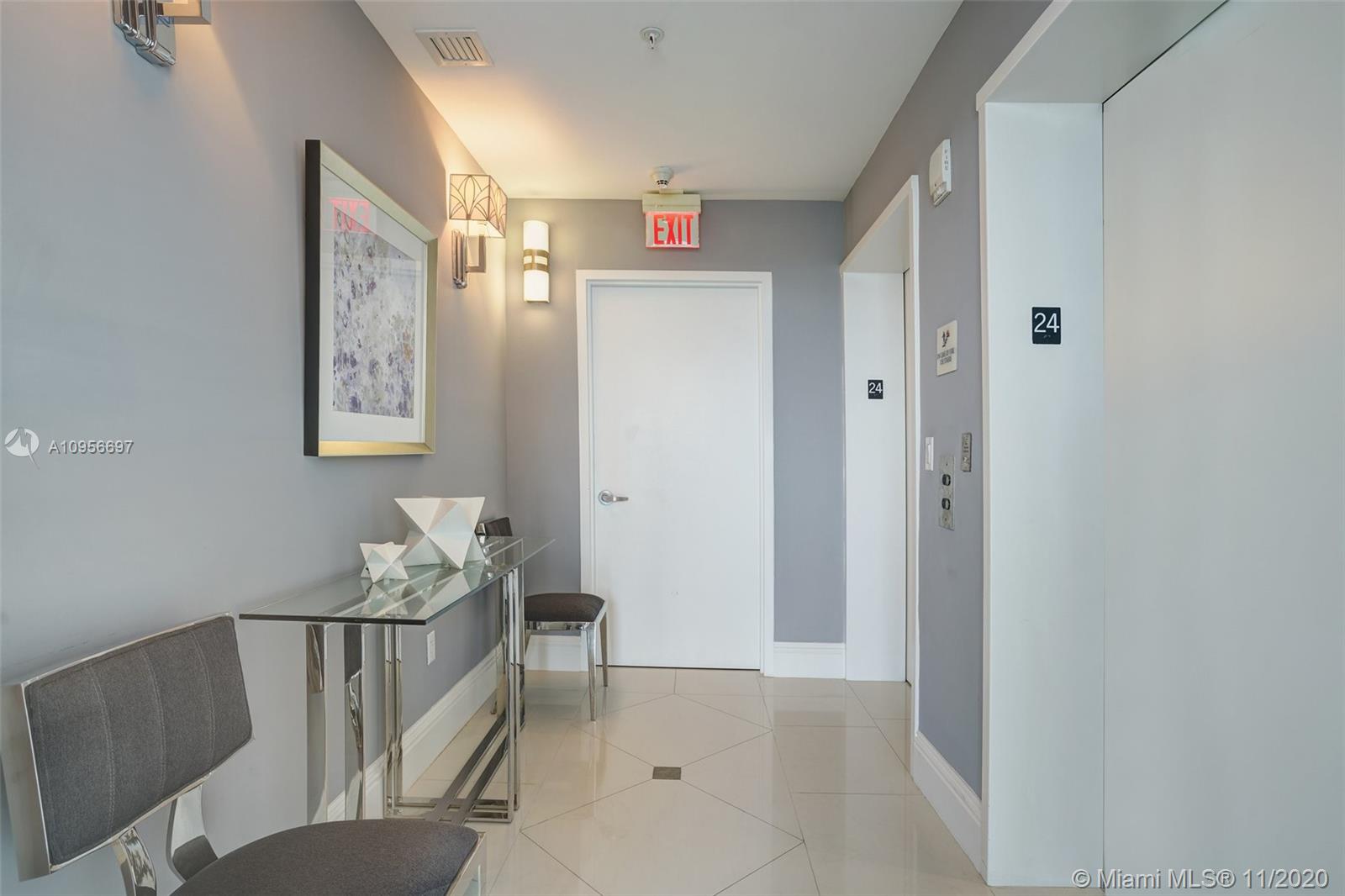 CONTINUUM ON SOUTH BEACH - Residential