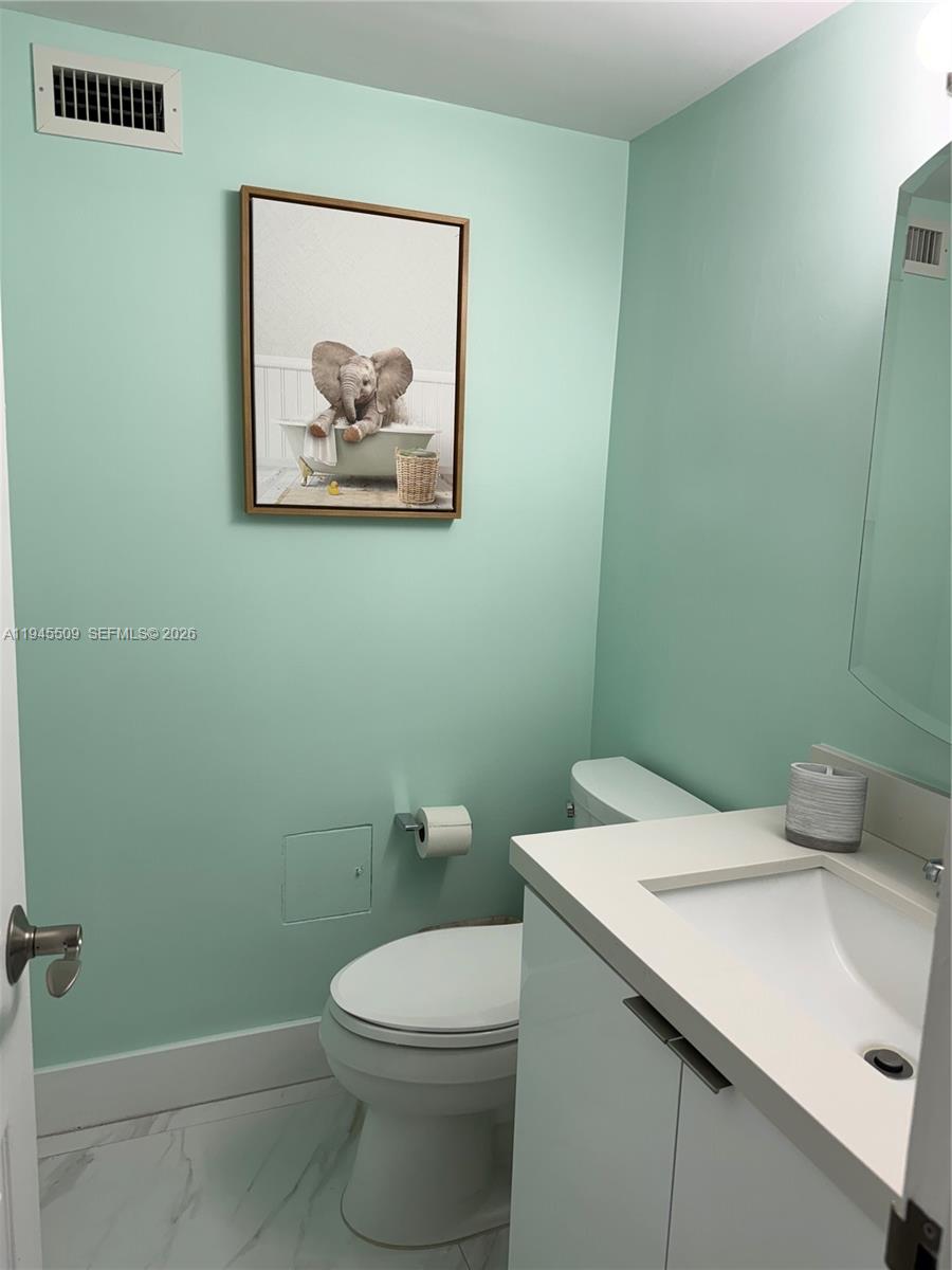 WAVE CONDO - Residential