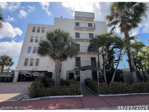 Photo of 6545 Indian Creek Dr #208, Miami Beach, FL 33141 (MLS # A12027299)