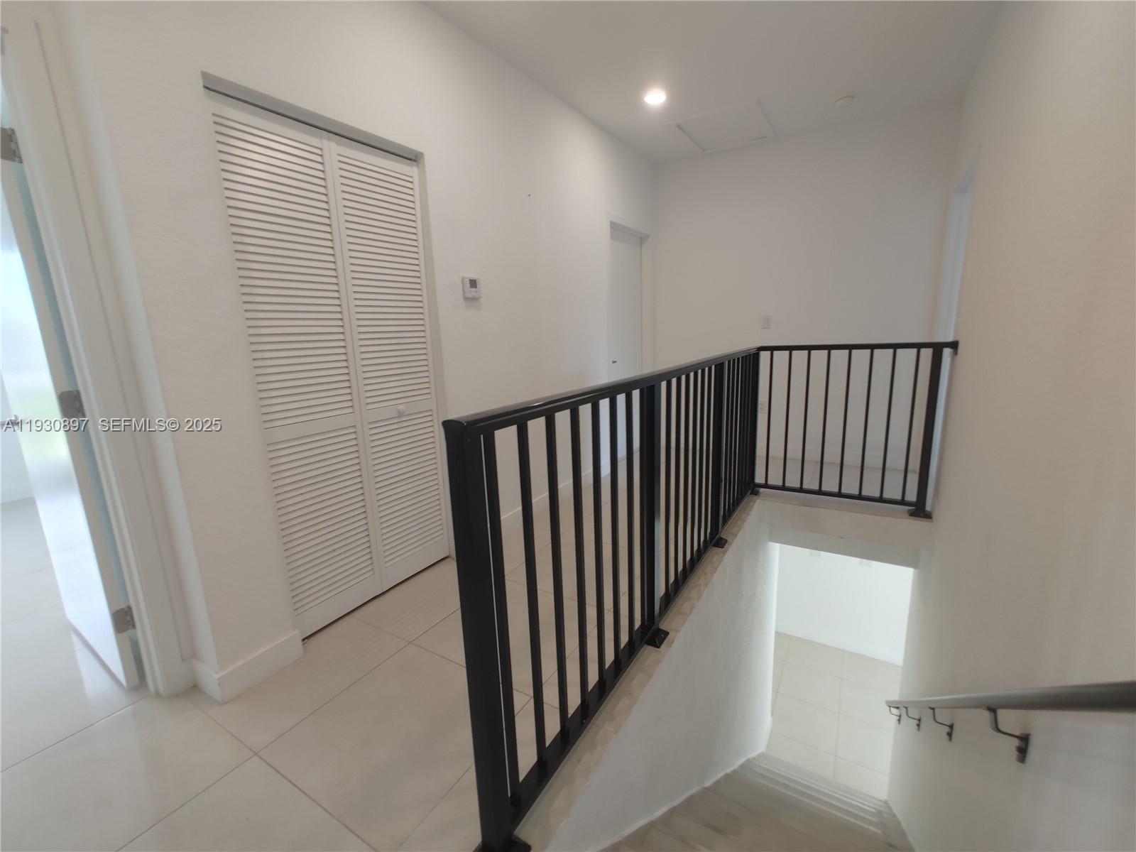 AURORA - Residential Lease