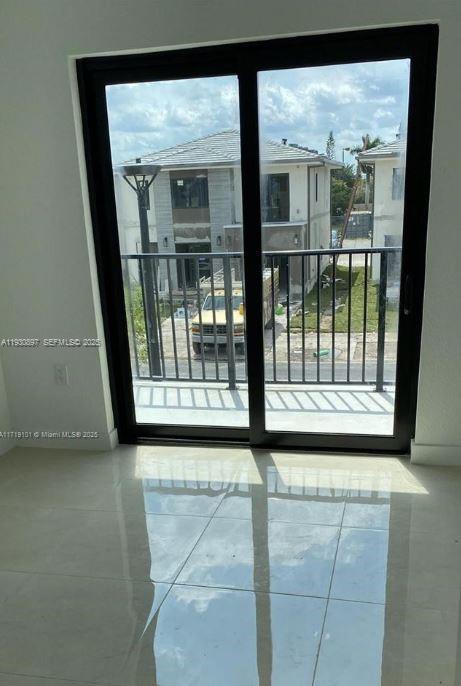 AURORA - Residential Lease