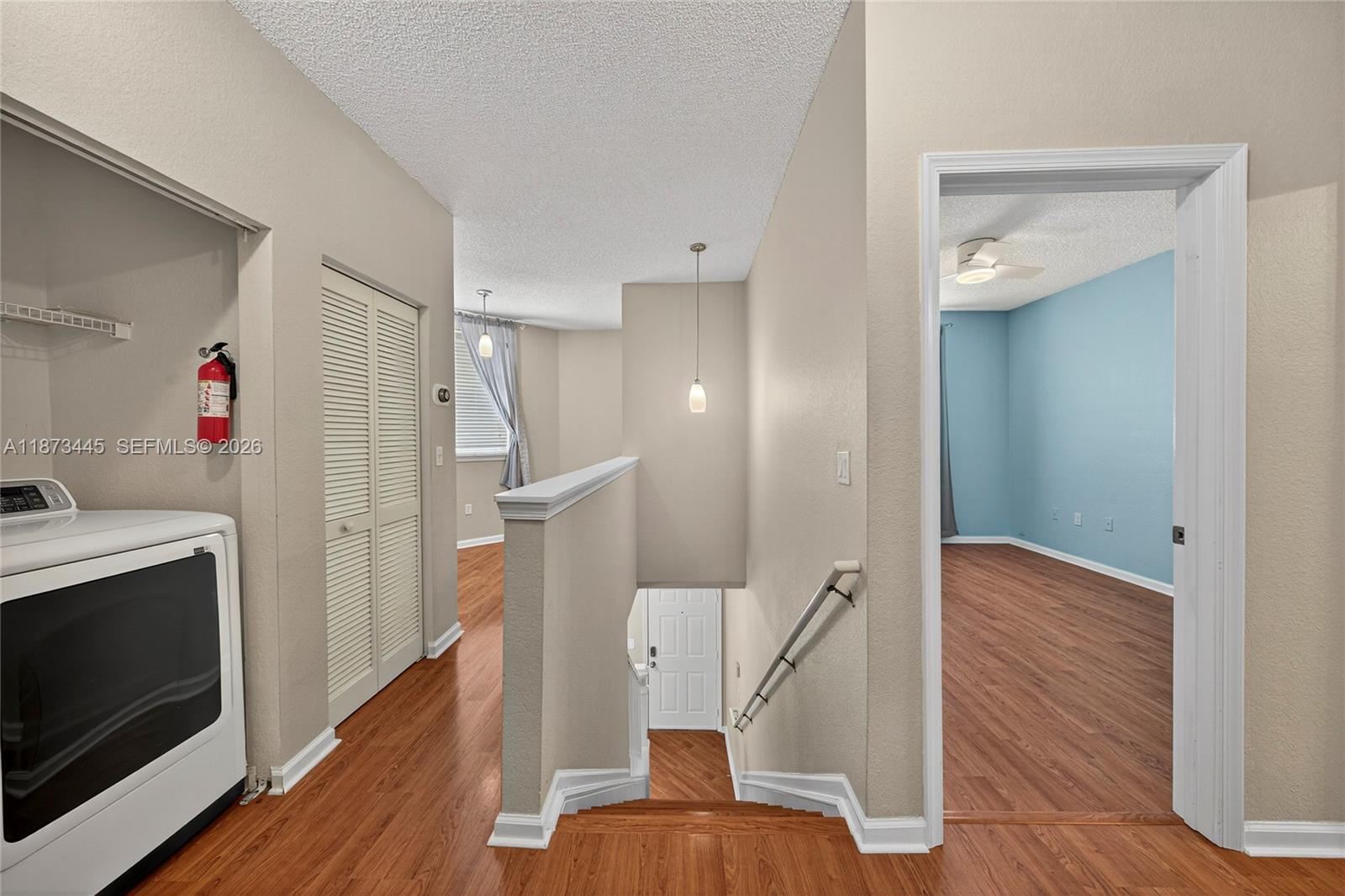 OCEAN WALK VILLAS CONDO - Residential