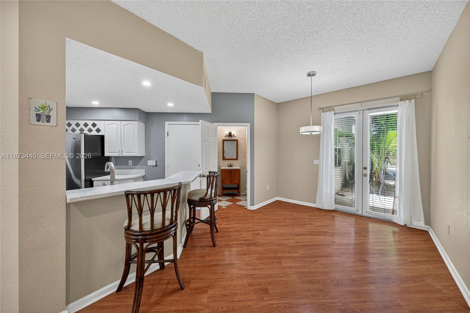 OCEAN WALK VILLAS CONDO - Residential