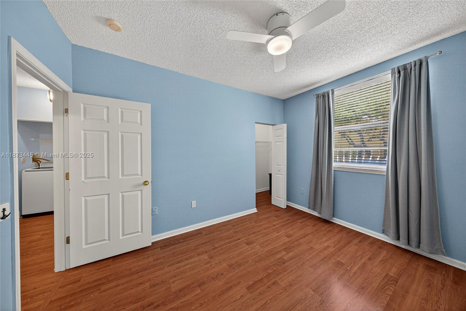 OCEAN WALK VILLAS CONDO - Residential