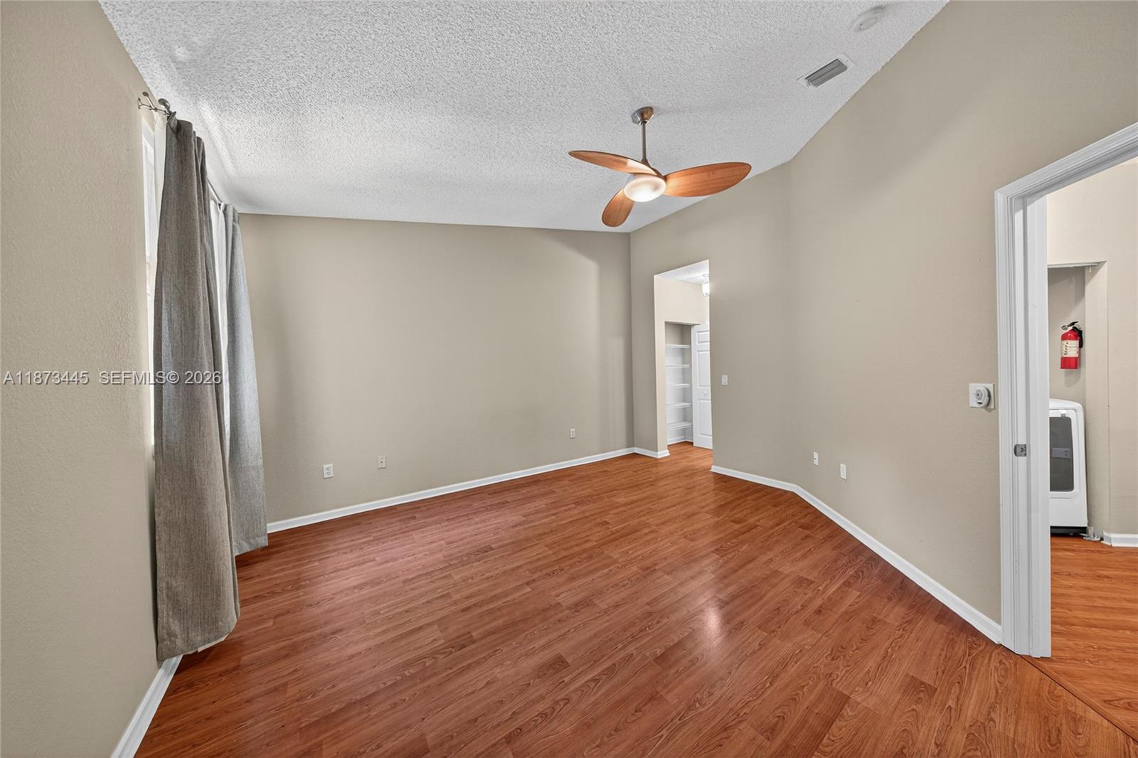 OCEAN WALK VILLAS CONDO - Residential