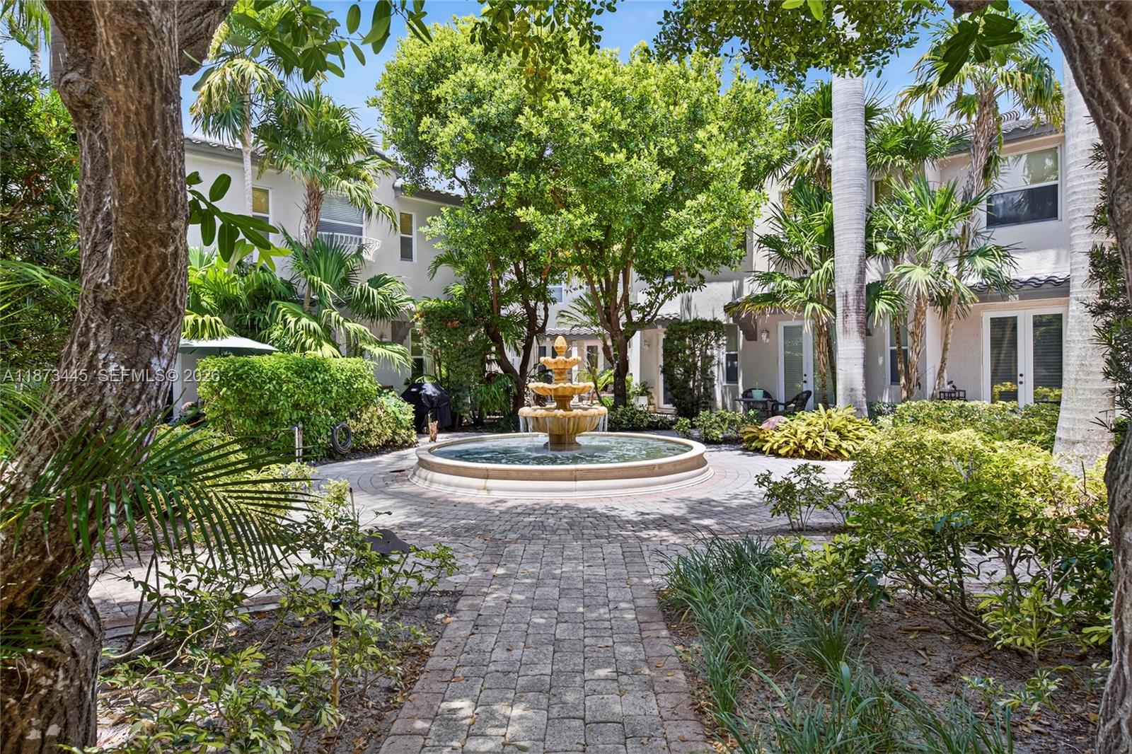 OCEAN WALK VILLAS CONDO - Residential