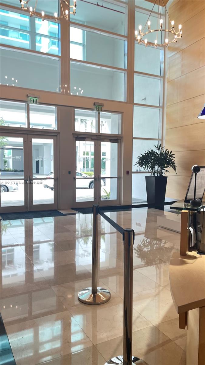 CITY 24 CONDO - Residential