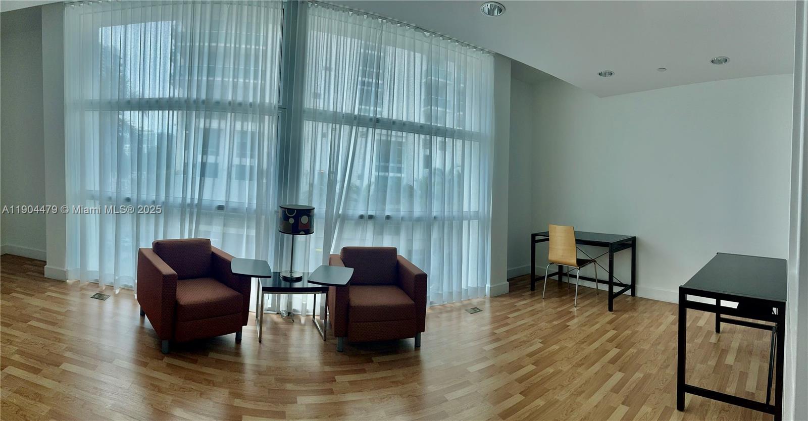 CITY 24 CONDO - Residential