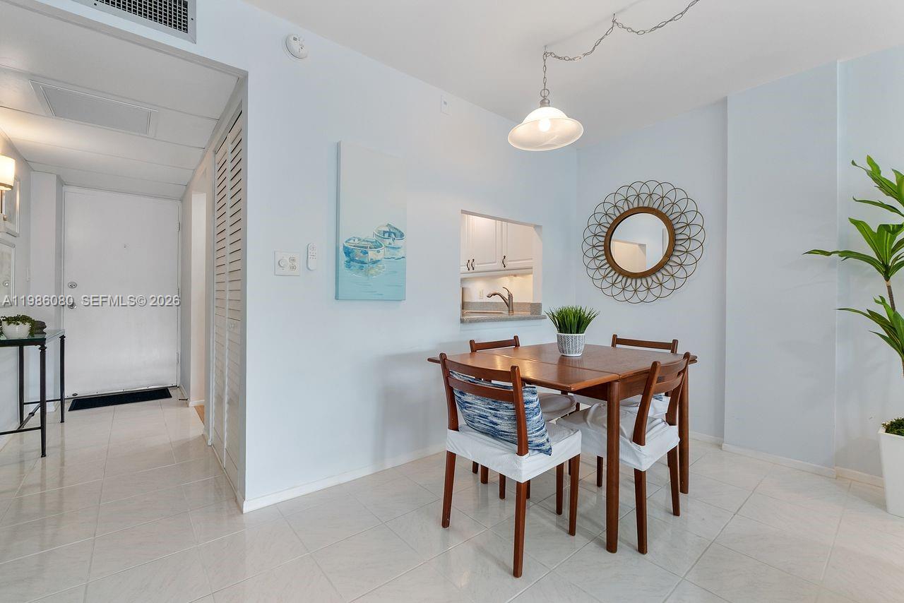 ROYAL PARK CONDO - Residential