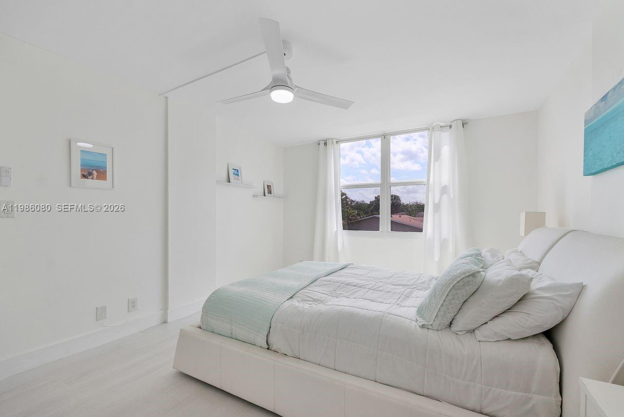 ROYAL PARK CONDO - Residential