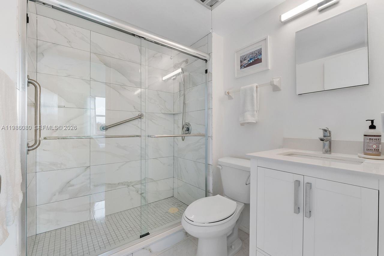 ROYAL PARK CONDO - Residential