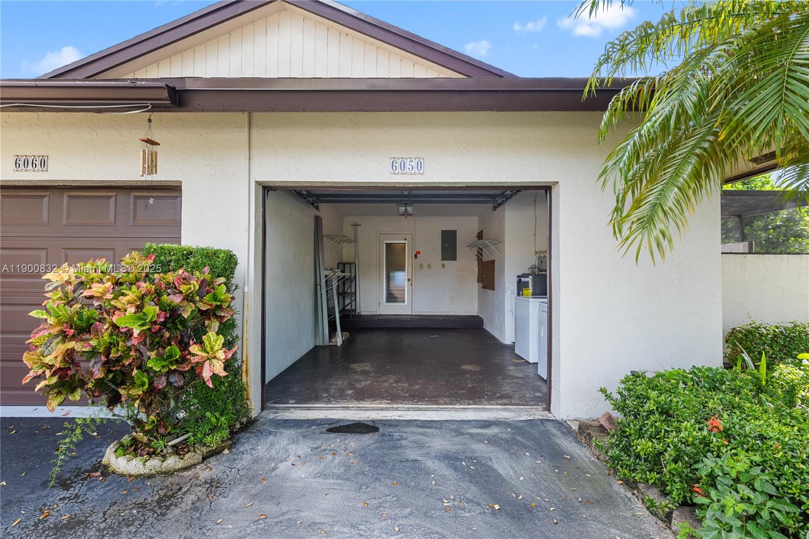 LANDINGS ON CYPRESS GREEN - Residential