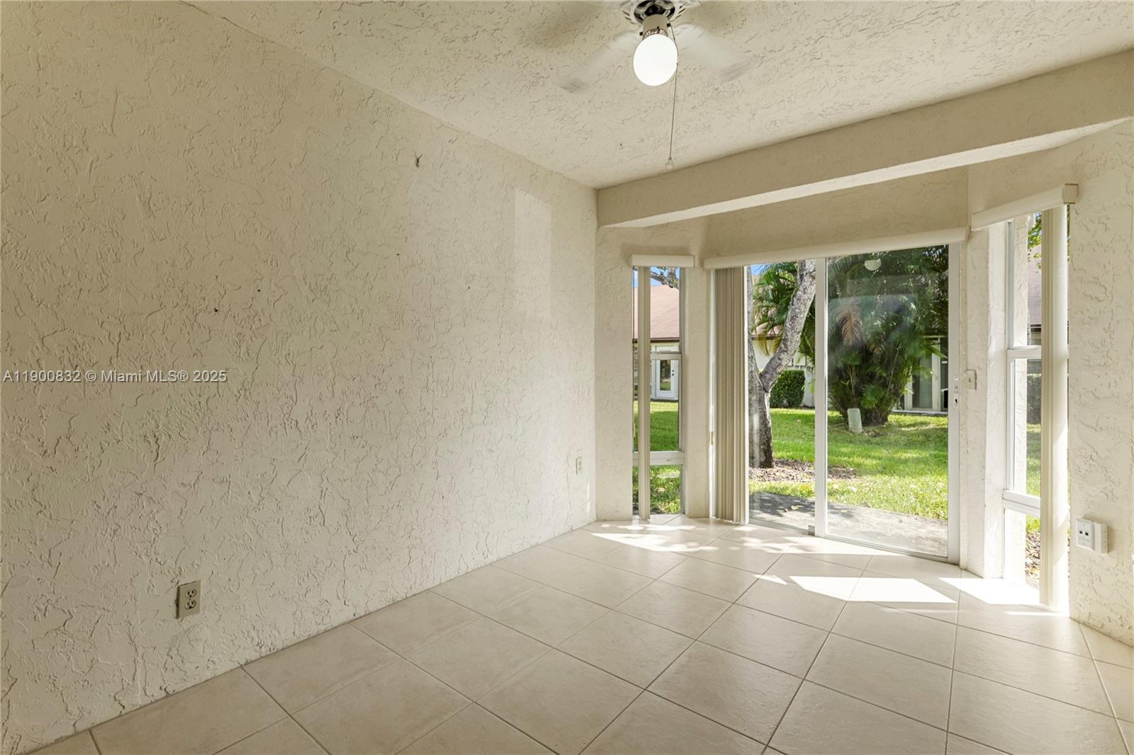 LANDINGS ON CYPRESS GREEN - Residential