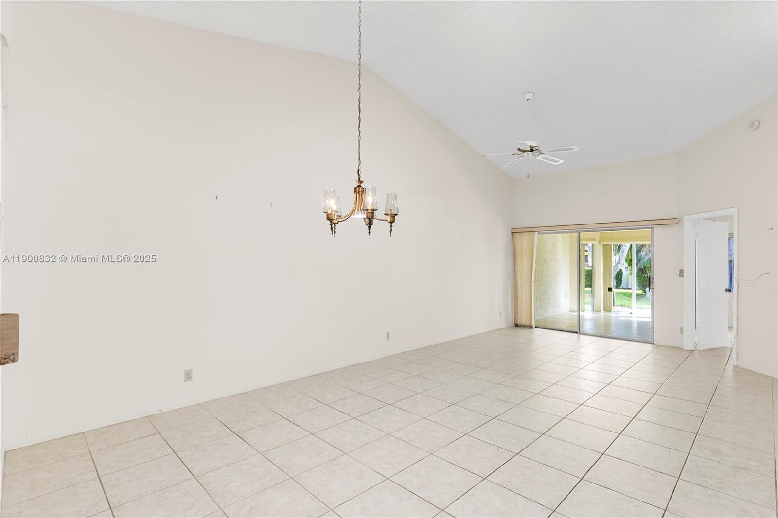 LANDINGS ON CYPRESS GREEN - Residential