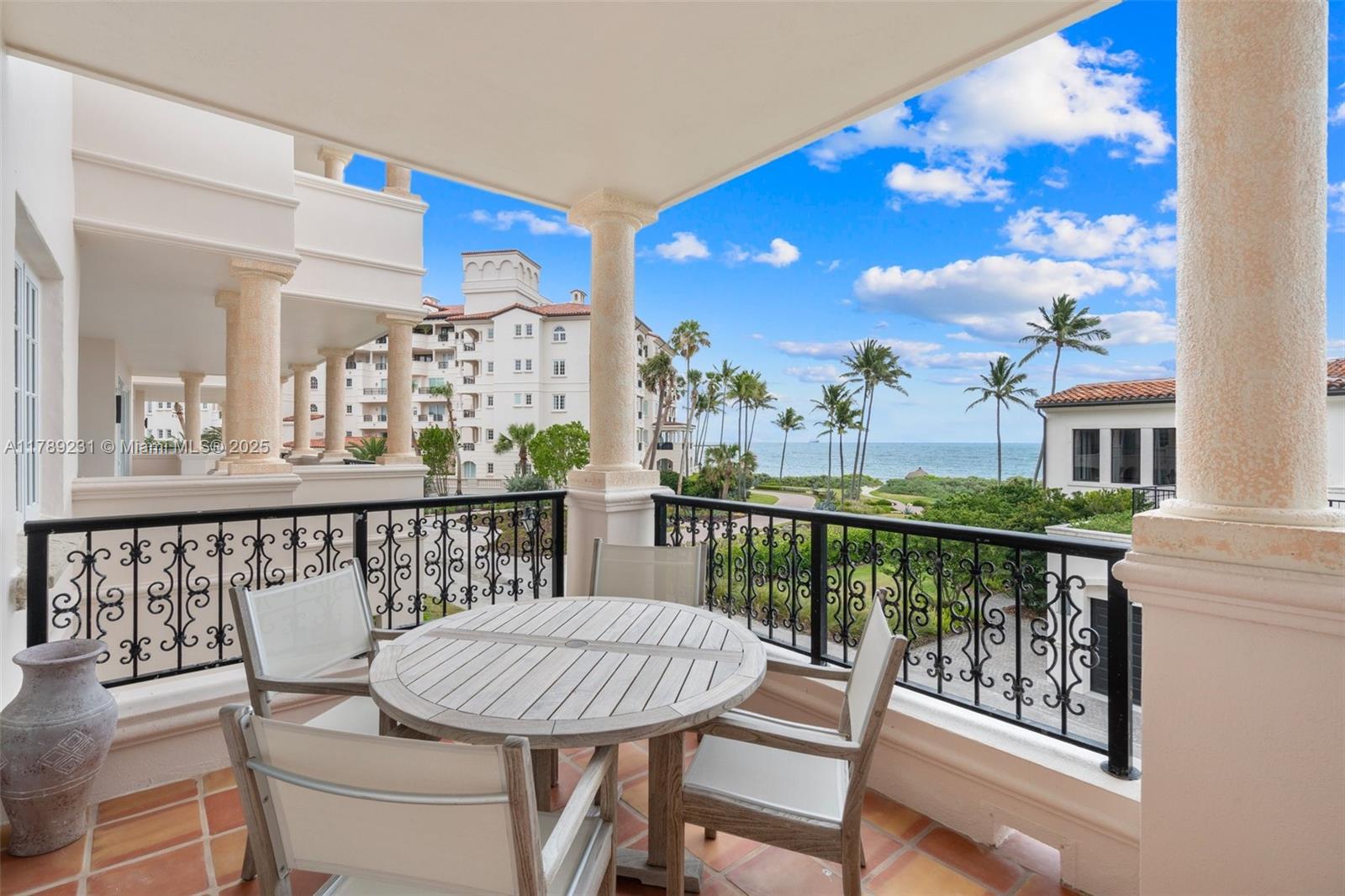 19225 Fisher Island Dr 19225