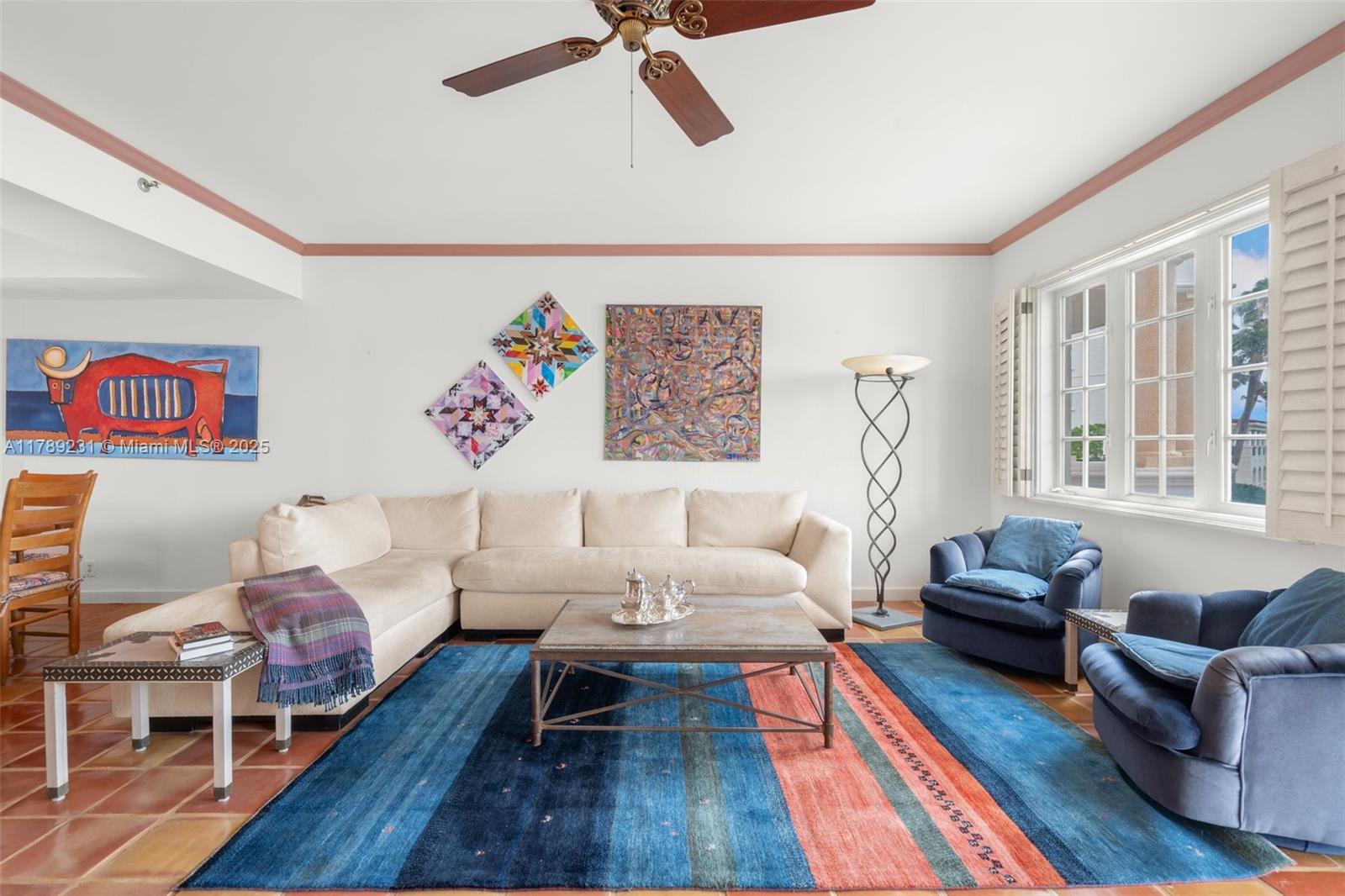 SEASIDE CONDO - Residential