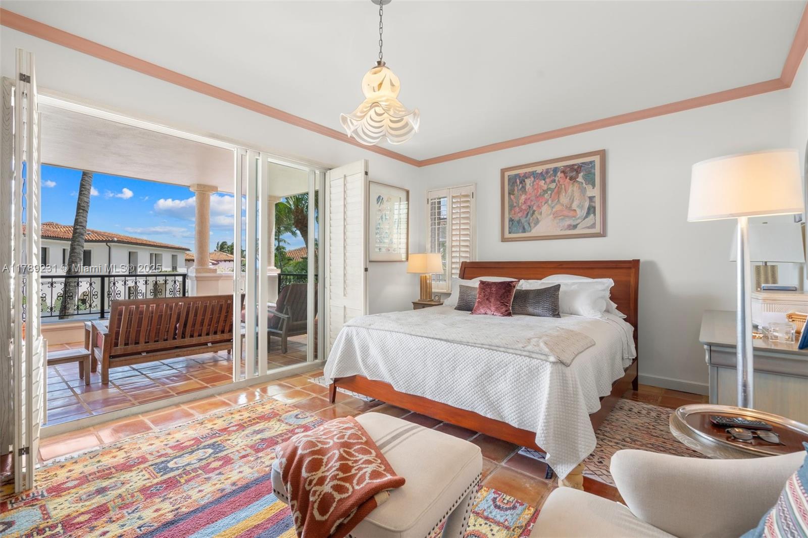 SEASIDE CONDO - Residential