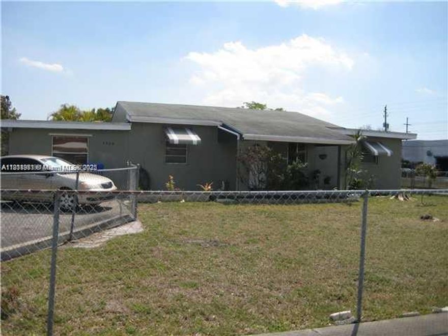 GREAT INCOME PRODUCING PROPERTY. THIS MULTIFAMILY ASSET HAS 6 UNITS CENTRALLY LOCATED IN THE CITY OF HOLLYWOOD, MINUTES AWAY FROM SEMINOLE HARD ROCK HOTEL AND CASINO, 1-95 AND TURNPIKE. TWO HUGE STAND ALONE DUPLEX (4UNITS), ONE SINGLE 3 BED 1 BATH FAMILY HOUISE WITH AN ADDITIONAL IN LAW QUARTERS. 100% OCCUPIED WITH LONG TERM TENANTS. TENANTS PAYING EXTREMELY LOW RENTS, ACTUAL RENT COLLECTS $7,200.00 WITH AN UPSEIDE POTENTIAL GROSS INCOME TO 11,500.00 GROSS A MONTH. WITH CURRENT LOW INVENTORY LEVELS AND PROJECTED RENT INCREASES, THIS PROPERTY SERVES AS AN AMAZING INVESTMENT OPPORTUNITY. EACH UNIT HAS ELECTRIC AND WATER METER. NEW WATER HEATER IN ALL UNITS.