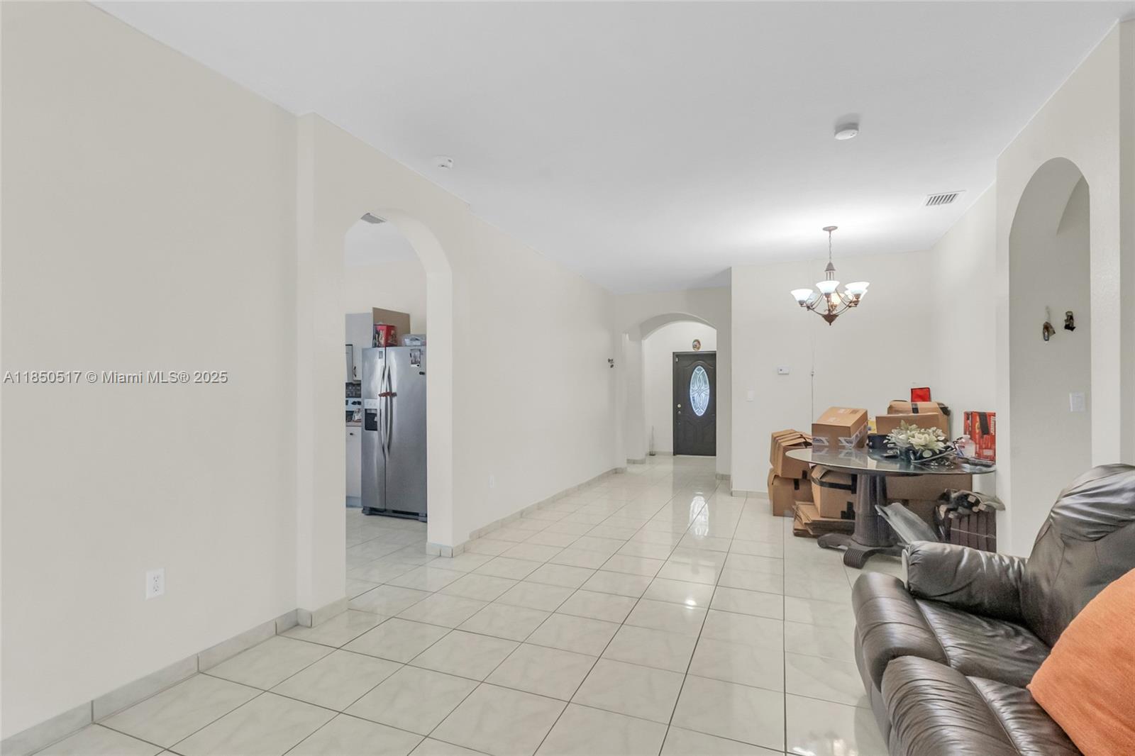 SILVER PALM LAKE - Residential