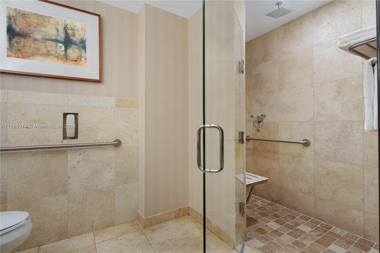 DE SOLEIL S BCH RESIDENTI - Residential