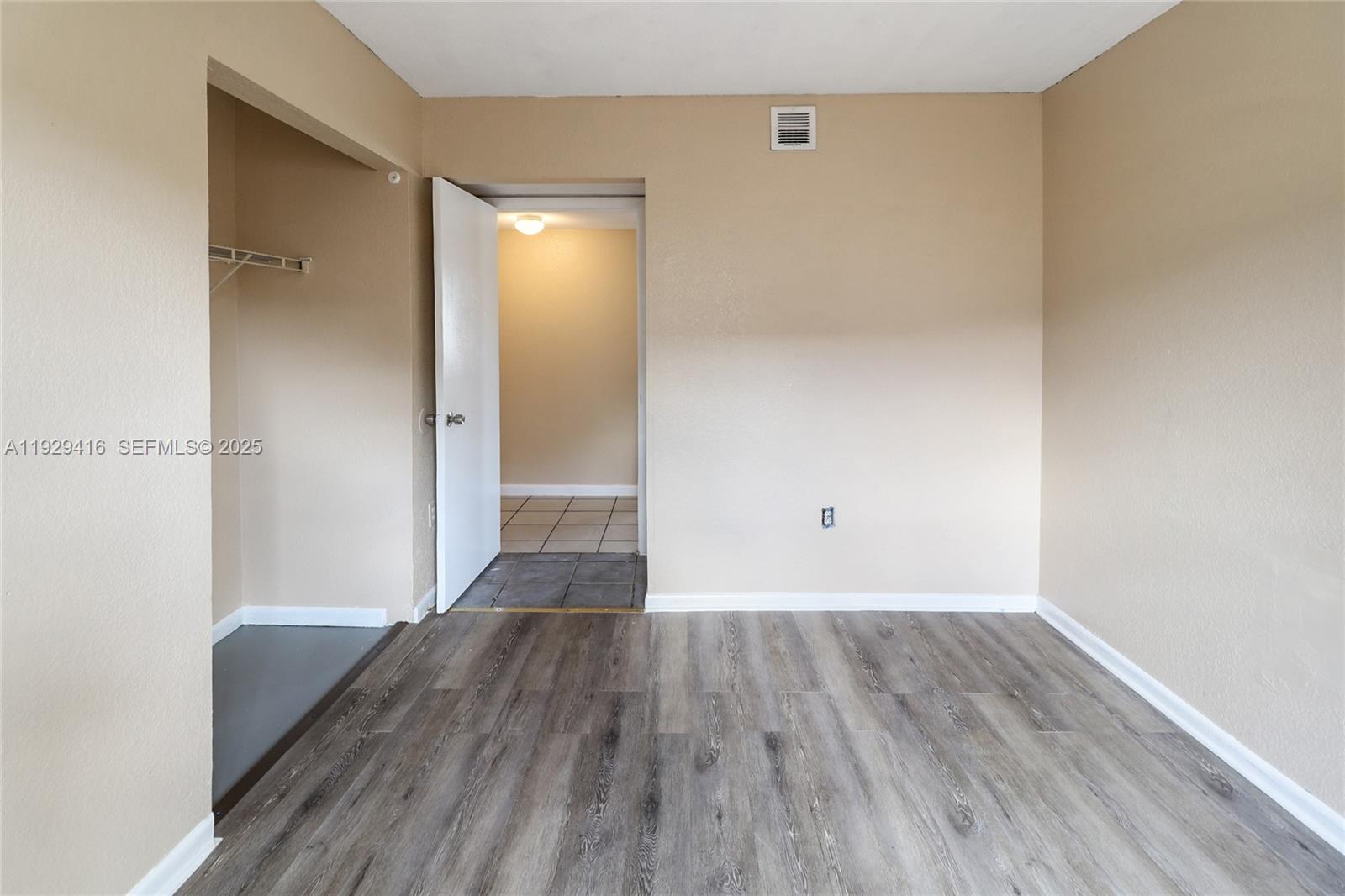 POMPANO BEACH - Residential