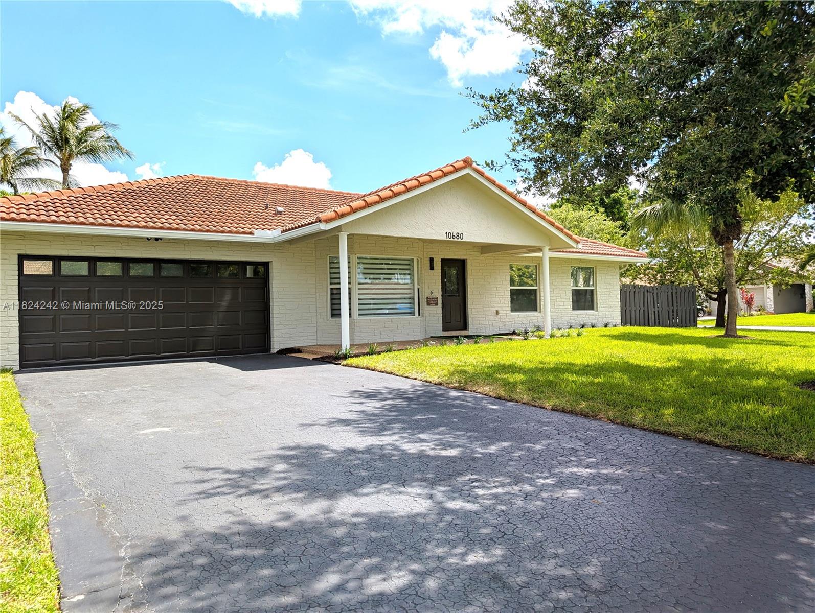 10680 Nw 6th Ct, Coral Springs, Broward County, Florida - 3 Bedrooms  
2 Bathrooms - 