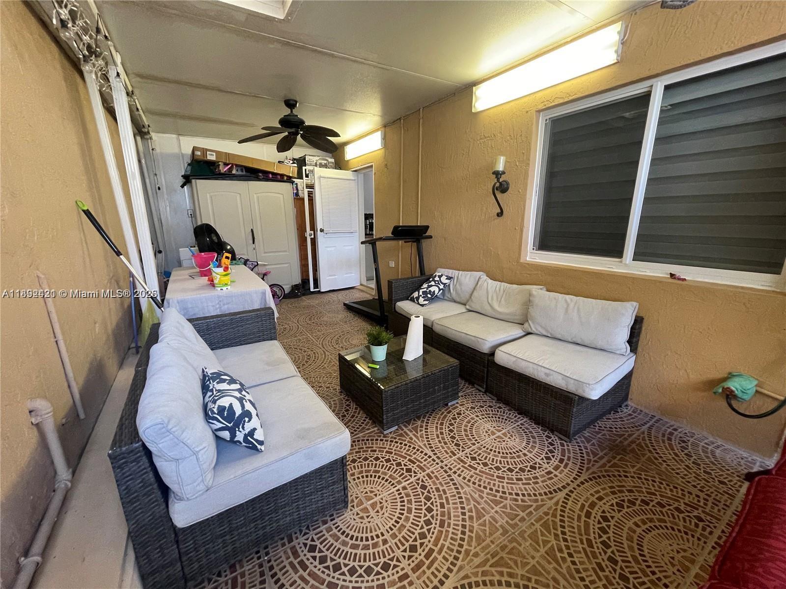 KEYSTONE POINT CONDO - Residential Lease