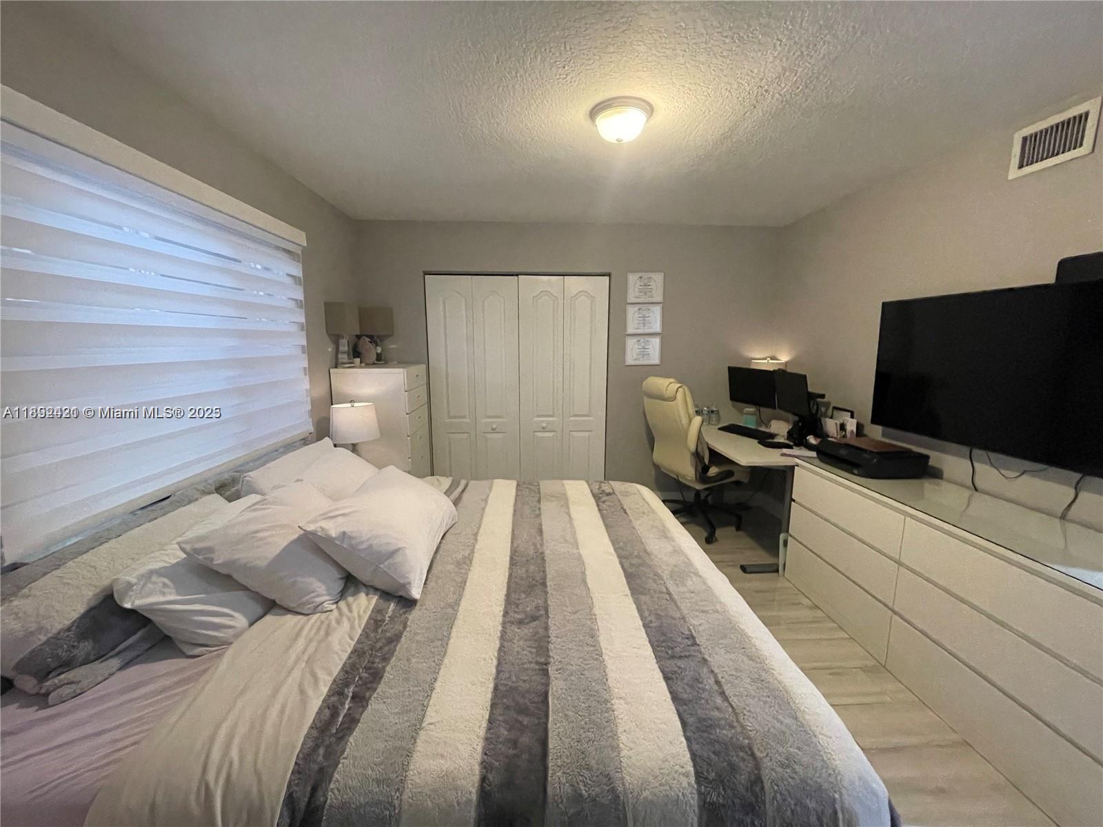 KEYSTONE POINT CONDO - Residential Lease