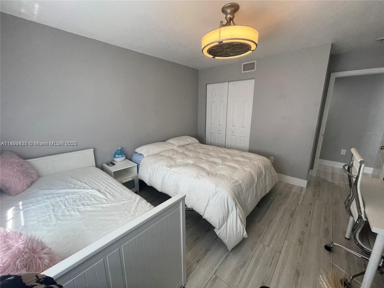 KEYSTONE POINT CONDO - Residential Lease