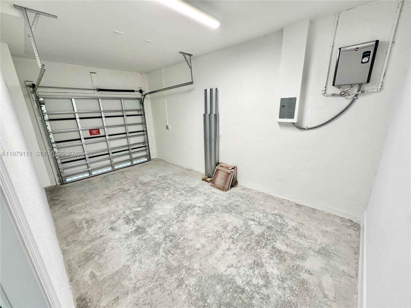 CEDAR POINT - Residential Lease