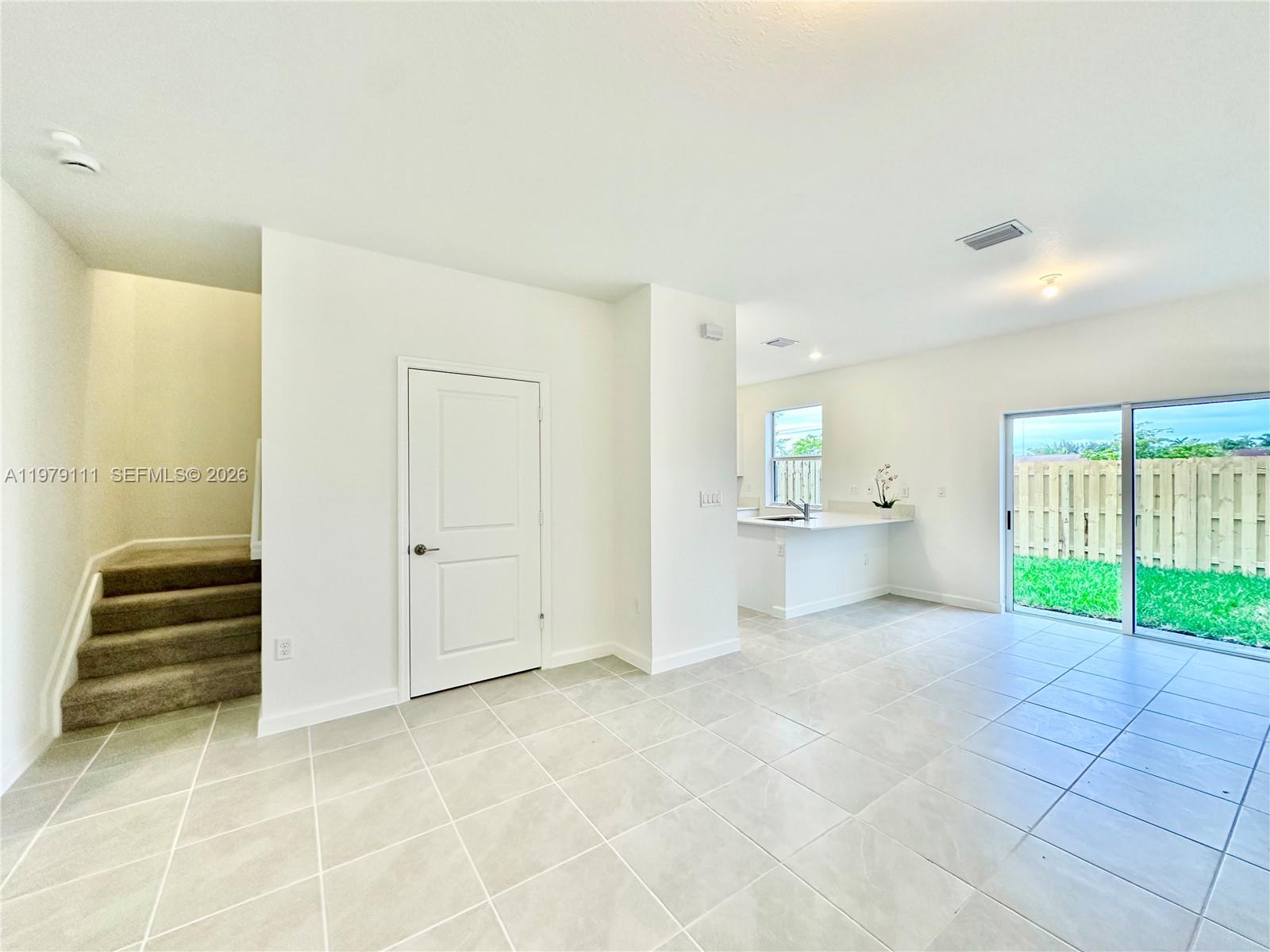 CEDAR POINT - Residential Lease