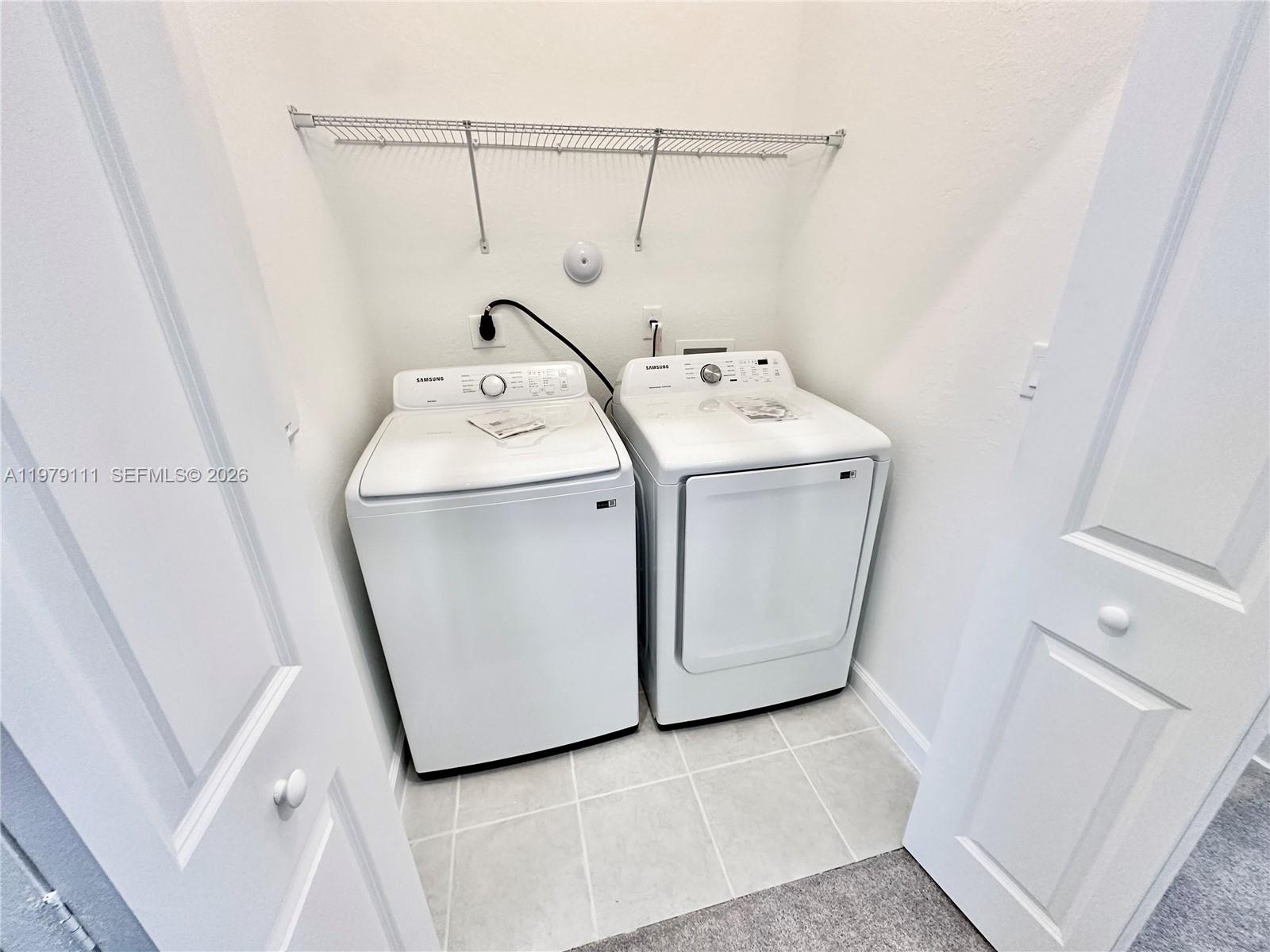 CEDAR POINT - Residential Lease