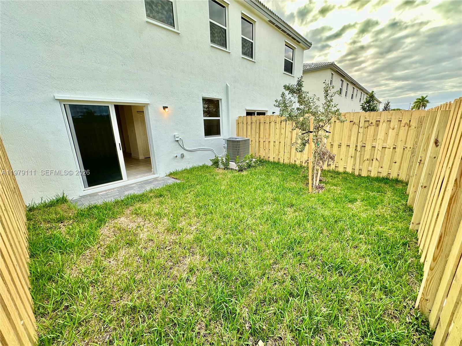 CEDAR POINT - Residential Lease