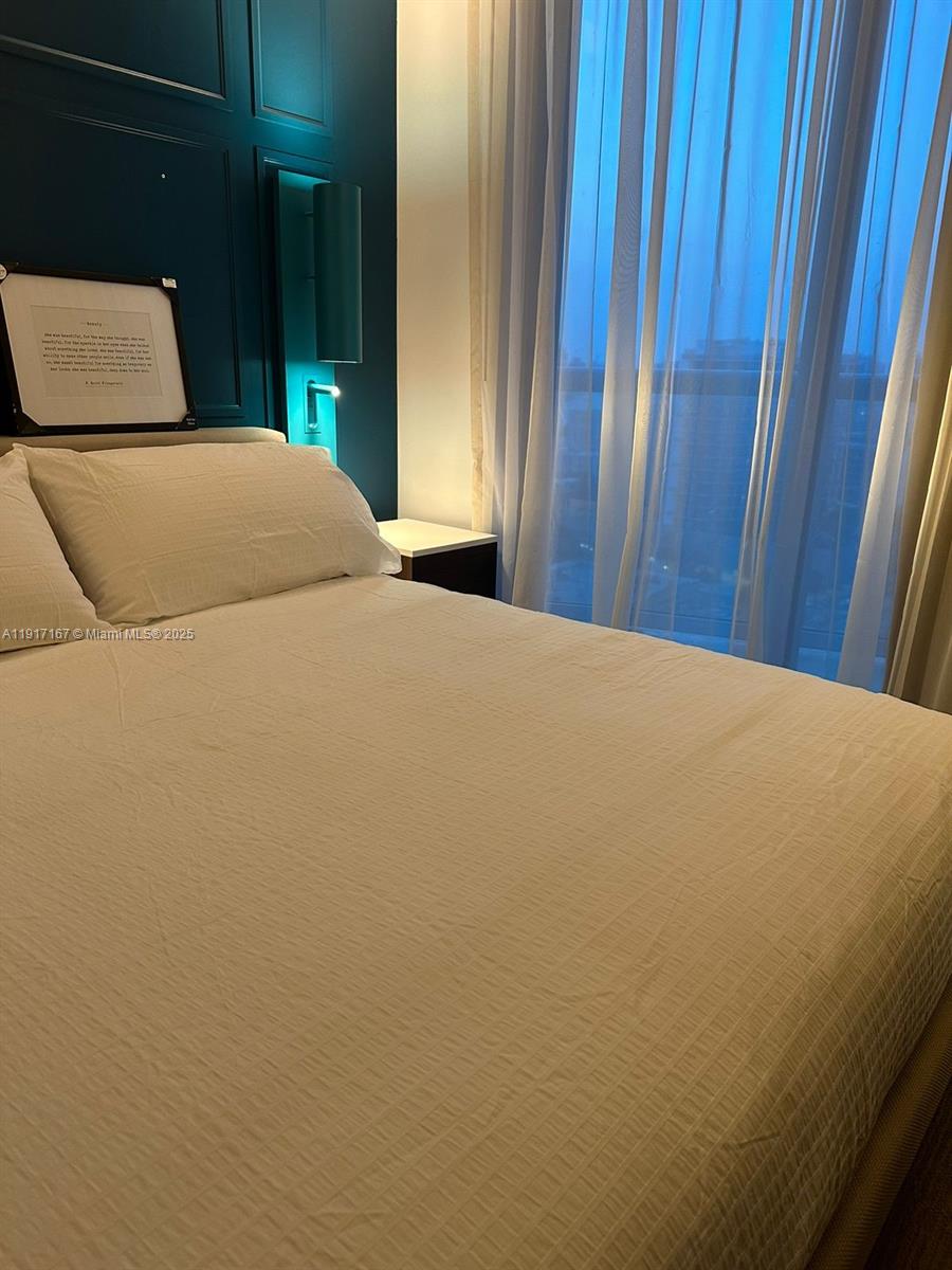 SOLE CONDO - Residential