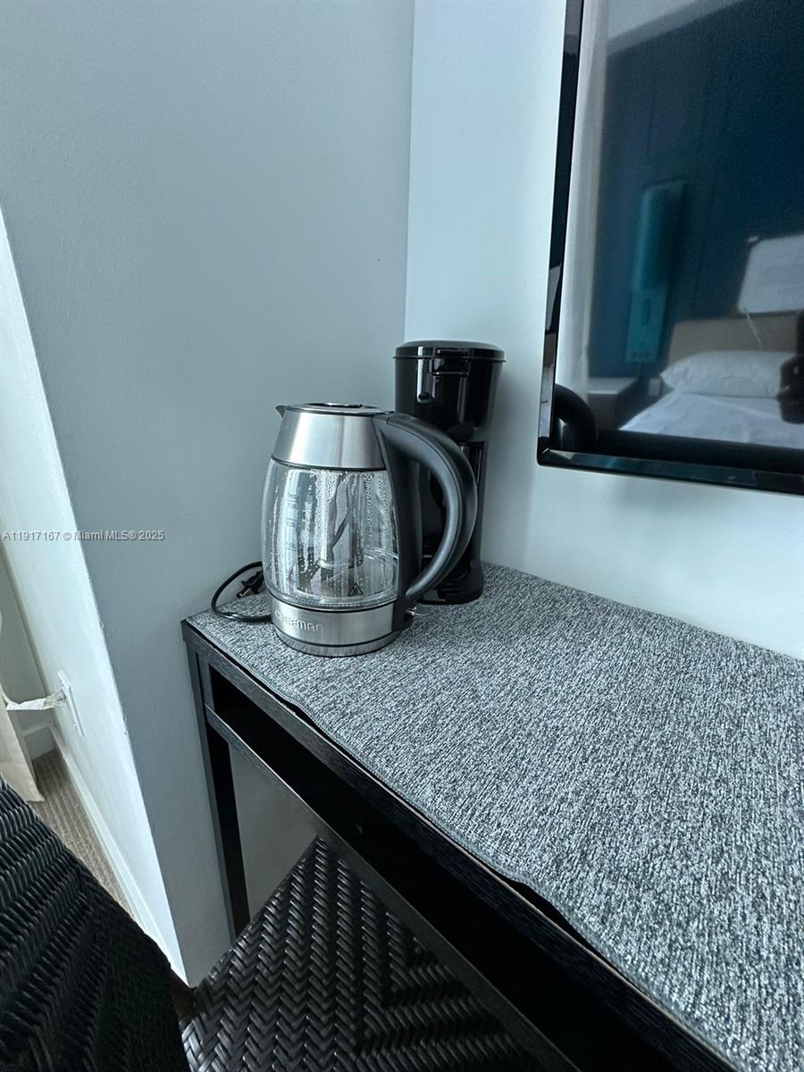 SOLE CONDO - Residential