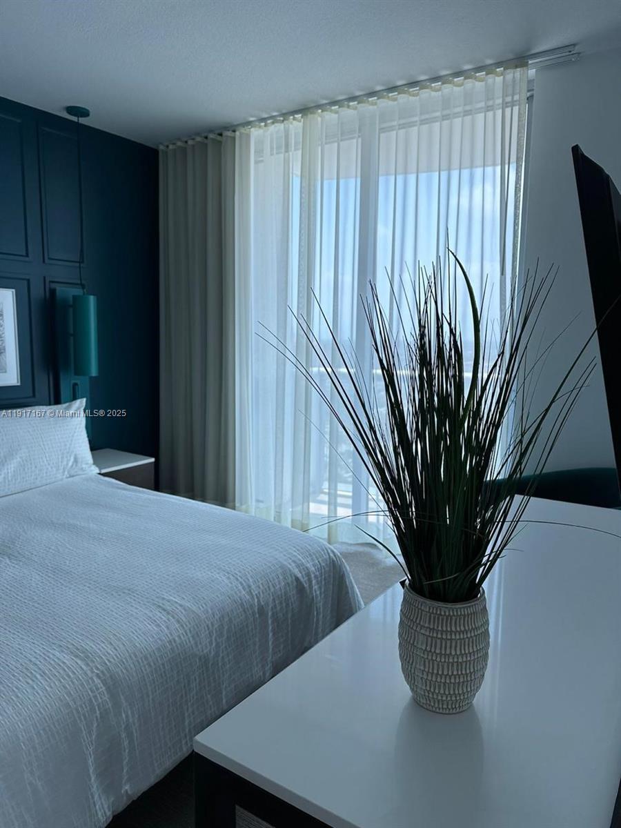 SOLE CONDO - Residential