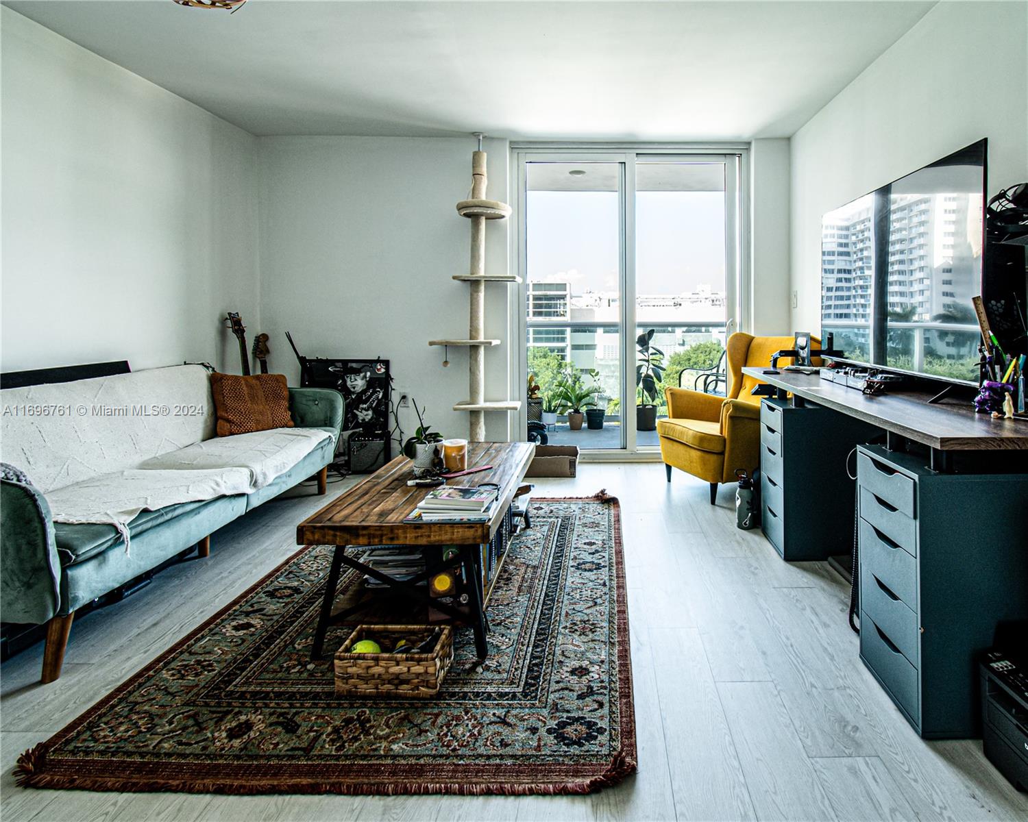 Property for Sale at Address Not Disclosed, Miami Beach, Miami-Dade County, Florida - Bedrooms: 1 
Bathrooms: 1  - $350,000