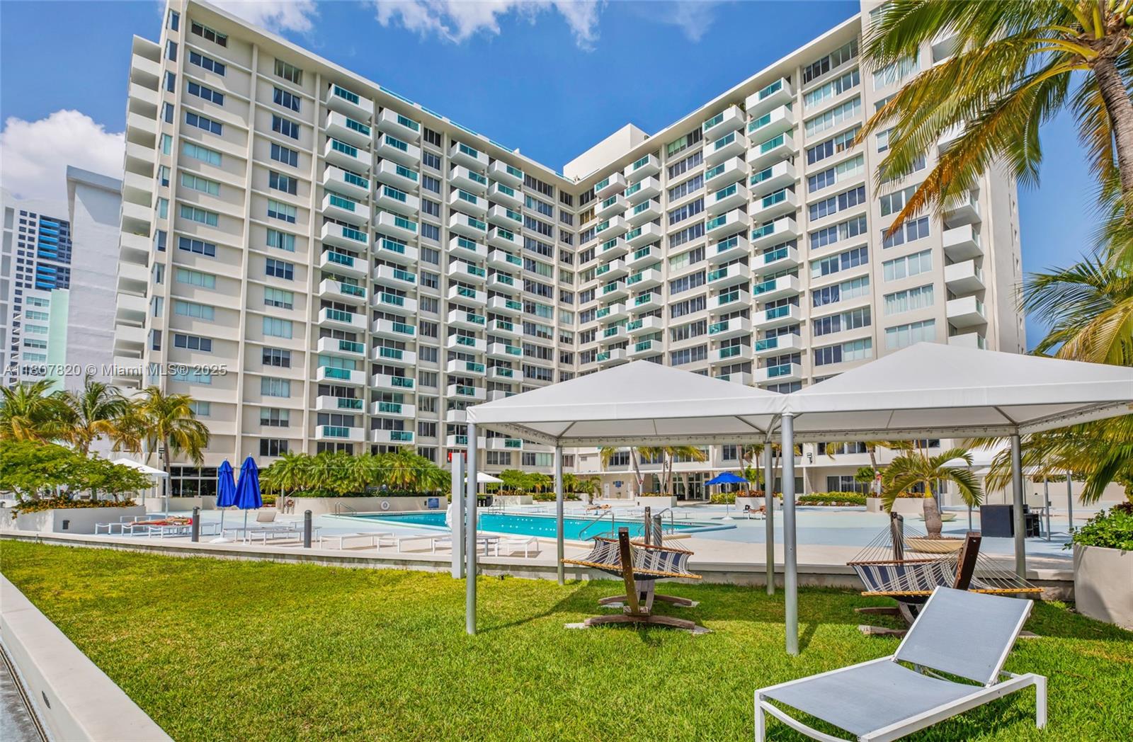 Rental Property at 1200 West Ave 317, Miami Beach, Miami-Dade County, Florida - Bedrooms: 1 
Bathrooms: 1  - $2,950 MO.