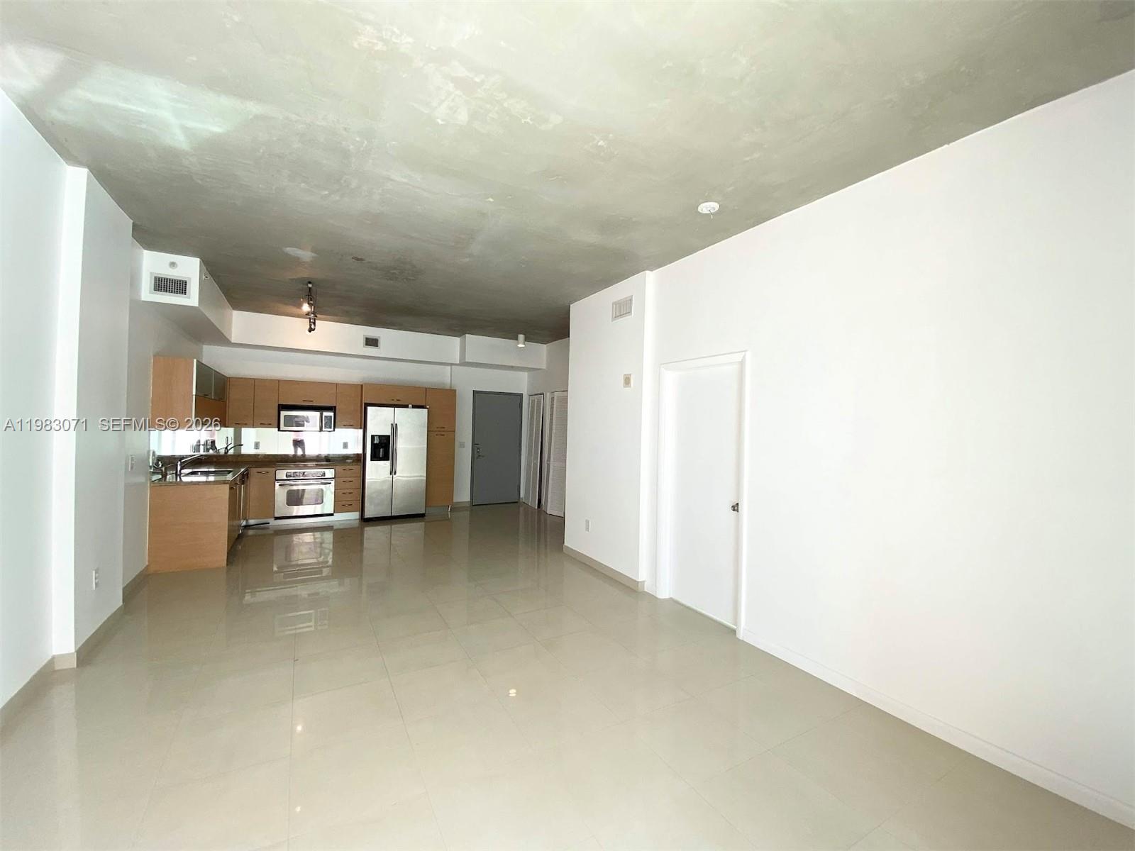 UPTOWN LOFTS CONDO - Residential Lease
