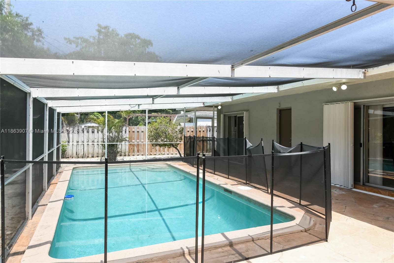 KENDALL GREEN SEC E - Residential Lease